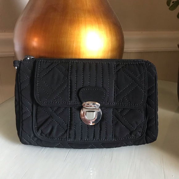 Vera Bradley Handbags - Vera Bradley quilted clutch